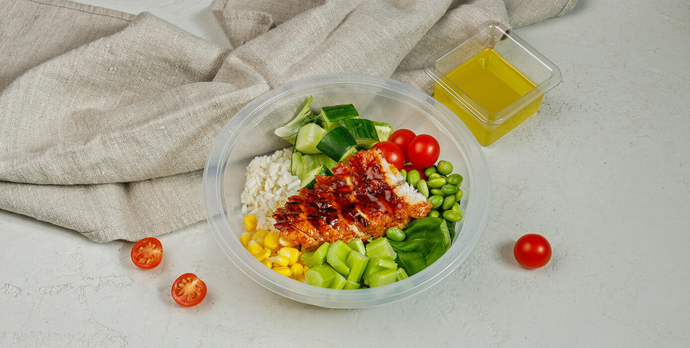 Милти: Зеленый боул с угрем и рисом