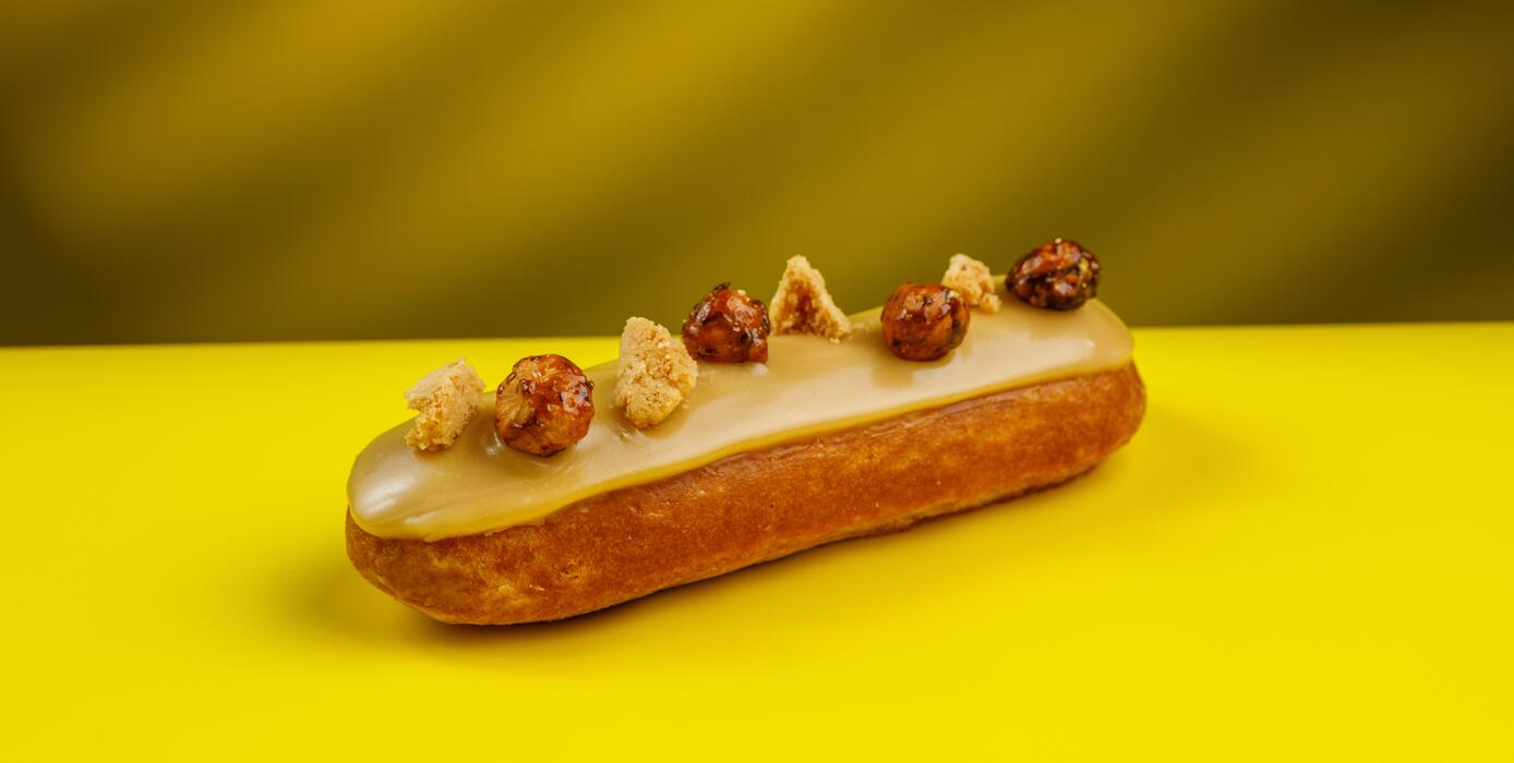 Милти: Эклер с соленой карамелью